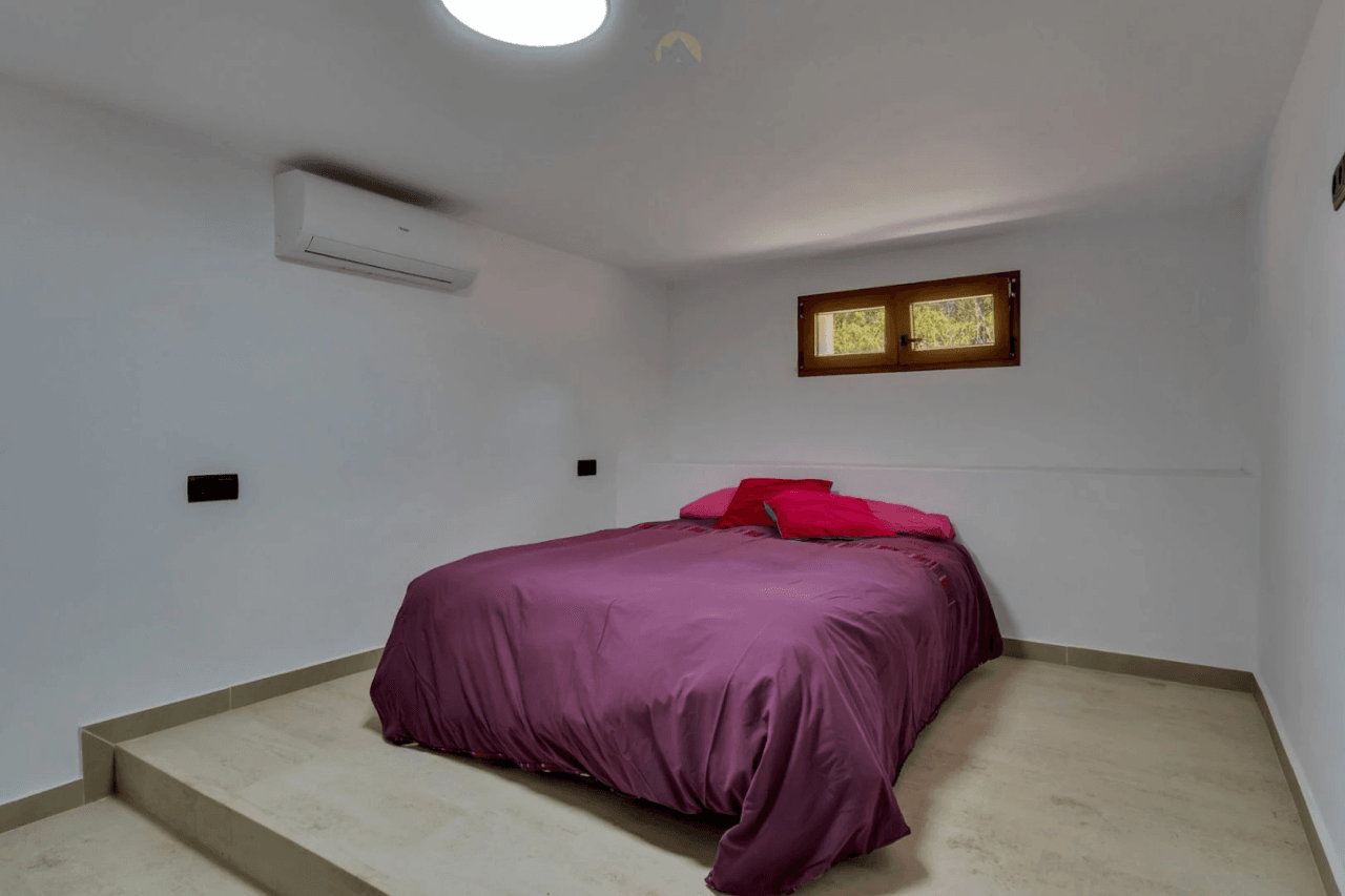 MEDITERRANE VILLA IN EXKLUSIVER LAGE VON JÁVEA – KOMPLETT RENOVIERT 2025