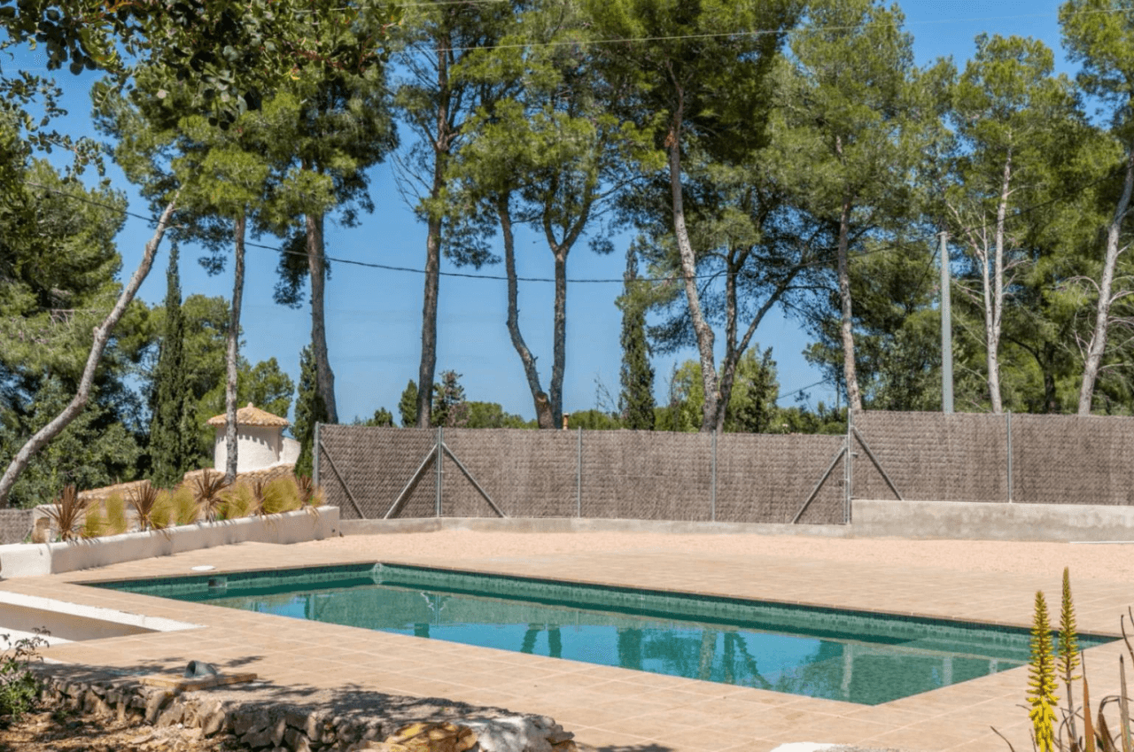 MEDITERRANE VILLA IN EXKLUSIVER LAGE VON JÁVEA – KOMPLETT RENOVIERT 2025